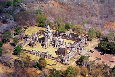 Phanom Rung, aerial view by Asienreisender